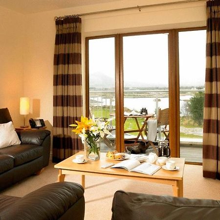 Golden'S Cove Apartments At Sneem Hotel Kültér fotó
